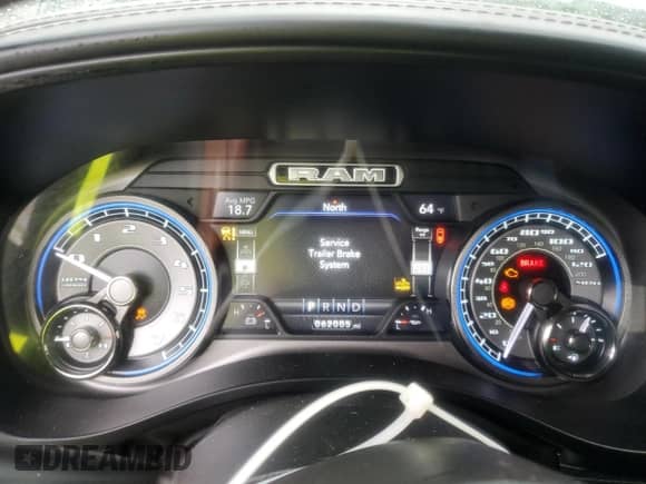 2020 Ram 1500 Limited z VIN 1C6SRFHT7LN344066, wystawiony jako Copart lot #67589015 z przebiegiem 62 005 mil mil oraz Szkoda całkowita • Salvage title. Historia ofert i sprzedaży dostępna na DreamBid. Obrazek 9.