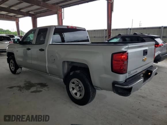 2014 Chevrolet Silverado 1500 Work Truck z VIN 1GCRCPECXEZ126329, wystawiony jako Copart lot #70720005 z przebiegiem 58 555 mil mil oraz Szkoda całkowita • Salvage title. Historia ofert i sprzedaży dostępna na DreamBid. Obrazek 2.