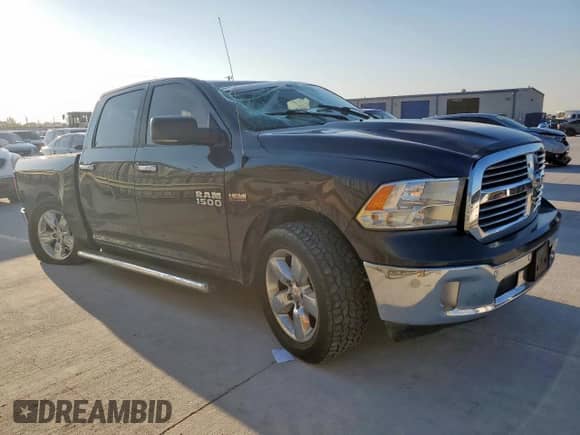 2017 Ram 1500 Lone Star z VIN 1C6RR6LT6HS550820, wystawiony jako Copart lot #81925085 z przebiegiem 137 265 mil mil oraz Szkoda całkowita • Salvage title. Historia ofert i sprzedaży dostępna na DreamBid. Obrazek 4.
