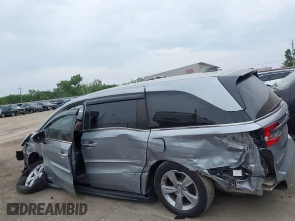 2019 Honda Odyssey EX-L с VIN 5FNRL6H71KB097121, выставлен на аукционе IAAI как лот 43123423 с пробегом 122 077 миль миль и . История ставок и продаж доступна на DreamBid. Изображение 6.