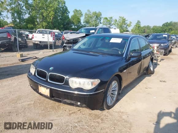 2005 BMW 7 Series 745Li with VIN WBAGN63555DS57386, listed as a IAAI auction lot 42856759 with 157,389 mi miles and . Bid and sale history available at DreamBid. Image 2.