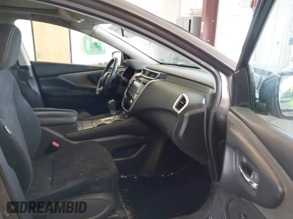 2016 Nissan Murano Platinum with VIN 5N1AZ2MH7GN135880, listed as a IAAI auction lot 42874600 with 158,221 mi miles and . Bid and sale history available at DreamBid. Image 5.