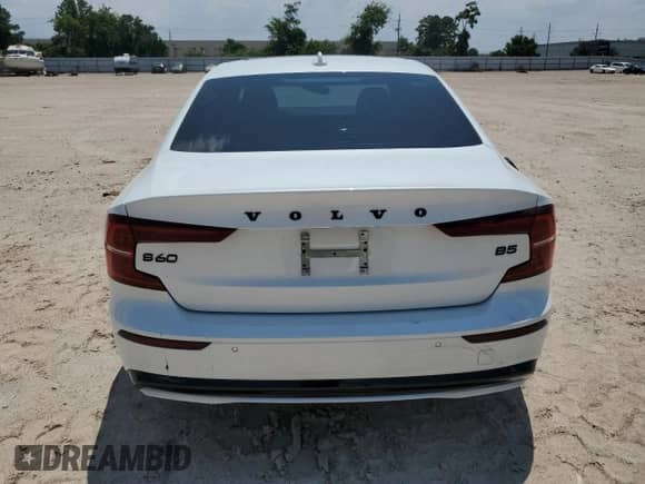 2024 Volvo S60 Plus Black Edition с VIN 7JRL12FHXRG281975, выставлен на аукционе Copart как лот 64807344 с пробегом 5 629 миль миль и Списание • Salvage title. История ставок и продаж доступна на DreamBid. Изображение 6.