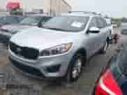 2017 Kia Sorento LX with VIN 5XYPG4A55HG329472, listed as a IAAI auction lot 42886048 with 201,608 mi miles and . Bid and sale history available at DreamBid. Image 2.