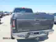 2011 Chevrolet Silverado 1500 LT z VIN 1GCRCSEA7BZ233349, wystawiony jako IAAI lot #42015179 z przebiegiem 324 992 mil mil oraz . Historia ofert i sprzedaży dostępna na DreamBid. Obrazek 16.