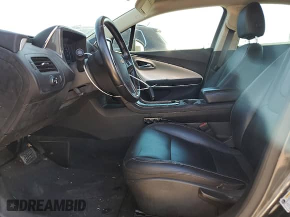 2015 Chevrolet Volt z VIN 1G1RB6E49FU119840, wystawiony jako Copart lot #69782653 z przebiegiem 185 845 mil mil oraz . Historia ofert i sprzedaży dostępna na DreamBid. Obrazek 7.