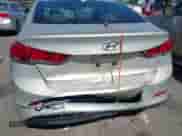 2018 Hyundai Elantra SEL с VIN 5NPD84LF5JH365022, выставлен на аукционе IAAI как лот 43363261 с пробегом 165 125 миль миль и . История ставок и продаж доступна на DreamBid. Изображение 6.