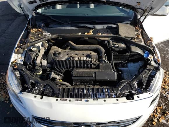 2015 Volvo S60 T5 Premier с VIN YV1612TK9F1347954, выставлен на аукционе Copart как лот 43067315 с пробегом 73 474 миль миль и Списание • Salvage title. История ставок и продаж доступна на DreamBid. Изображение 11.