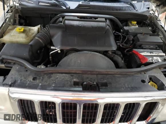 2008 Jeep Commander Sport с VIN 1J8HG48N68C211311, выставлен на аукционе Copart как лот 51798825 с пробегом 167 082 миль миль и Списание • Salvage title. История ставок и продаж доступна на DreamBid. Изображение 12.