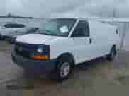 2008 Chevrolet Express Cargo с VIN 1GCHG39K881145412, выставлен на аукционе IAAI как лот 42977963 с пробегом 98 323 миль миль и . История ставок и продаж доступна на DreamBid. Изображение 2.