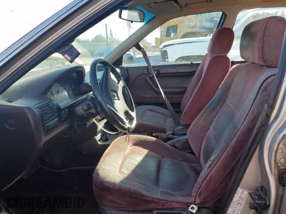 1990 Honda Accord LX with VIN JHMCB7651LC129028, listed as a Copart auction lot 82001875 with 158,454 mi miles and Salvage title. Bid and sale history available at DreamBid. Image 7.