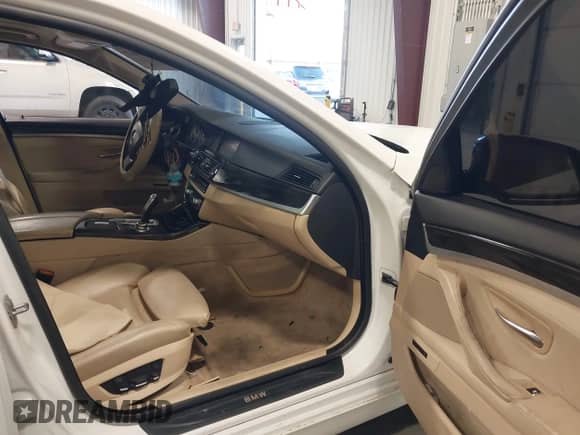 2011 BMW 5 Series 550i xDrive with VIN WBAFU9C56BC784595, listed as a IAAI auction lot 43006877 with 136,472 mi miles and . Bid and sale history available at DreamBid. Image 5.