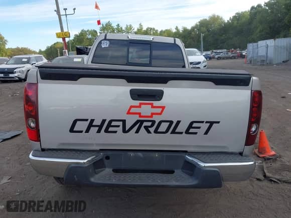 2005 Chevrolet Colorado LS Z71 с VIN 1GCDT196558157151, выставлен на аукционе IAAI как лот 43223741 с пробегом 182 215 миль миль и . История ставок и продаж доступна на DreamBid. Изображение 17.
