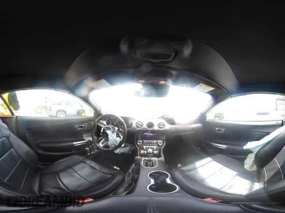 2021 Ford Mustang EcoBoost с VIN 1FATP8UH8M5105729, выставлен на аукционе IAAI как лот 42804884 с пробегом 79 276 миль миль и . История ставок и продаж доступна на DreamBid. Изображение 18.