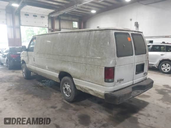 2008 Ford Econoline Cargo Commercial с VIN 1FTNS24W88DA19698, выставлен на аукционе IAAI как лот 42537120 с пробегом 148 476 миль миль и . История ставок и продаж доступна на DreamBid. Изображение 3.