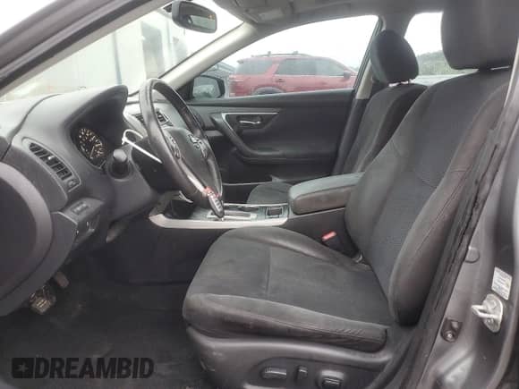 2015 Nissan Altima S z VIN 1N4AL3AP6FC237453, wystawiony jako Copart lot #84453755 z przebiegiem 147 697 mil mil oraz Szkoda całkowita • Salvage title. Historia ofert i sprzedaży dostępna na DreamBid. Obrazek 7.