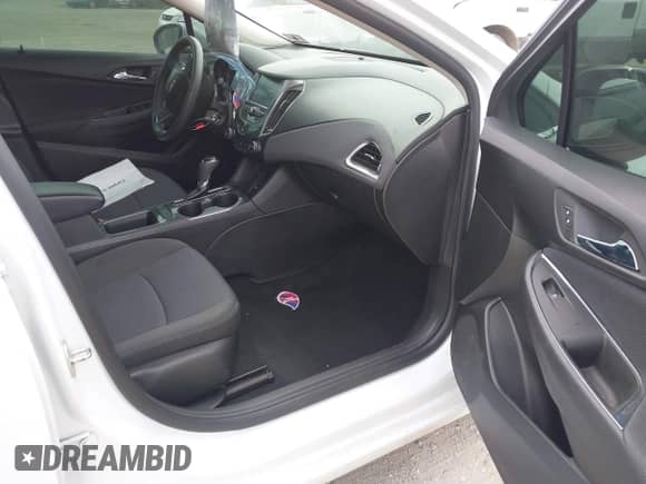 2018 Chevrolet Cruze LT with VIN 3G1BE6SM8JS527686, listed as a IAAI auction lot 43103541 with 64,399 mi miles and . Bid and sale history available at DreamBid. Image 5.