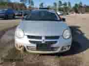 2004 Dodge Neon SXT z VIN 1B3ES56CX4D535514, wystawiony jako Copart lot #47447545 z przebiegiem 82 451 mil mil oraz Szkoda całkowita • Salvage title. Historia ofert i sprzedaży dostępna na DreamBid. Obrazek 5.