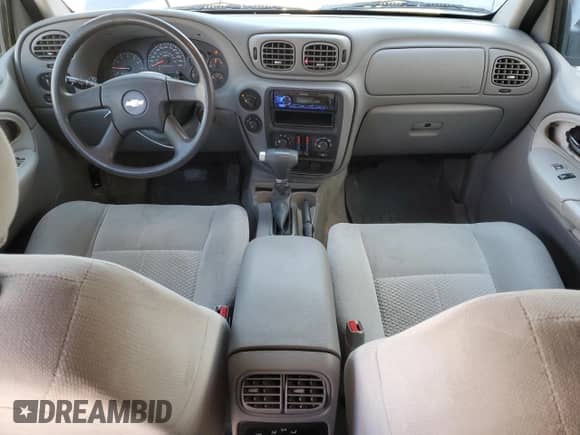 2007 Chevrolet TrailBlazer LS с VIN 1GNDT13S672285319, выставлен на аукционе Copart как лот 84660595 с пробегом 139 457 миль миль и Списание • Salvage title. История ставок и продаж доступна на DreamBid. Изображение 8.