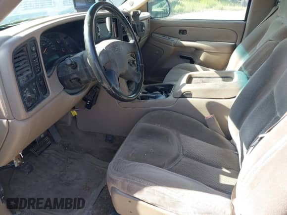 2004 Chevrolet Silverado 2500 LT с VIN 1GCGK23U84F221917, выставлен на аукционе IAAI как лот 42473014 с пробегом 254 686 миль миль и . История ставок и продаж доступна на DreamBid. Изображение 19.