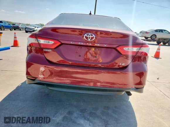 2020 Toyota Camry LE z VIN 4T1C11AK4LU874473, wystawiony jako Copart lot #81979065 z przebiegiem 90 063 mil mil oraz Szkoda całkowita • Salvage title. Historia ofert i sprzedaży dostępna na DreamBid. Obrazek 6.
