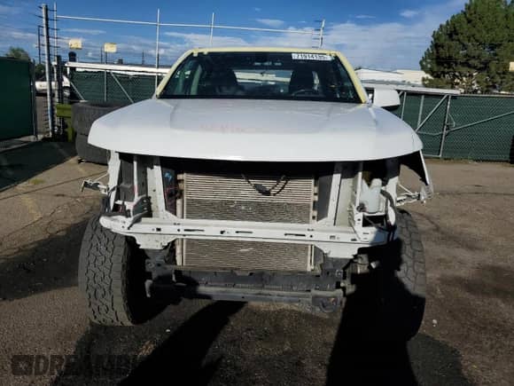 2018 Chevrolet Colorado 4WD Z71 with VIN 1GCGTDEN9J1147494, listed as a Copart auction lot 71914135 with 126,777 mi miles and Clean title. Bid and sale history available at DreamBid. Image 5.