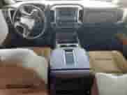 2017 GMC Sierra 1500 SLT z VIN 3GTU2NEJ5HG434352, wystawiony jako Copart lot #85296875 z przebiegiem 102 958 mil mil oraz Czysty tytuł • Clean title. Historia ofert i sprzedaży dostępna na DreamBid. Obrazek 8.