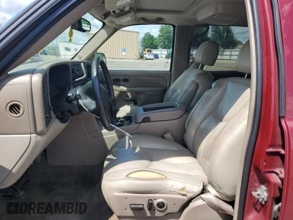 2005 Chevrolet Suburban LT с VIN 3GNFK16Z95G277160, выставлен на аукционе Copart как лот 61791575 с пробегом 176 676 миль миль и Списание • Salvage title. История ставок и продаж доступна на DreamBid. Изображение 7.