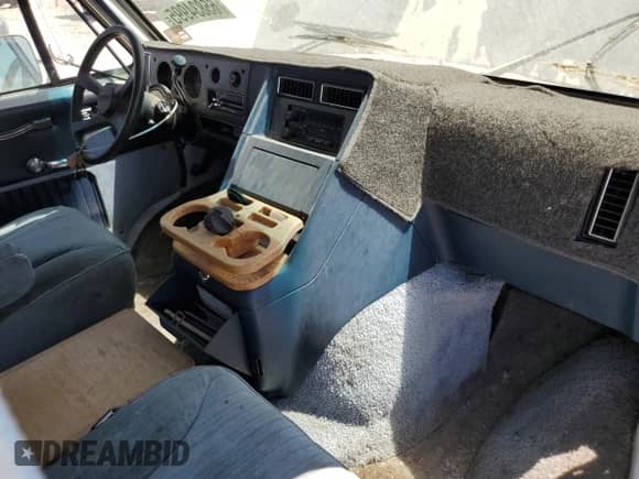 1990 Chevrolet Chevy Van with VIN 1GBEG25KXL7140810, listed as a Copart auction lot 65834995 with 6,281 mi miles and Clean title. Bid and sale history available at DreamBid. Image 8.