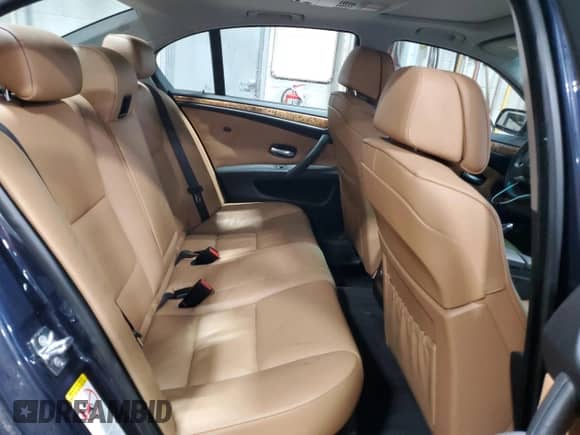 2008 BMW 5 Series 535xi с VIN WBANV935X8CW51081, выставлен на аукционе Copart как лот 83937915 с пробегом Не указан миль и Списание • Salvage title. История ставок и продаж доступна на DreamBid. Изображение 10.