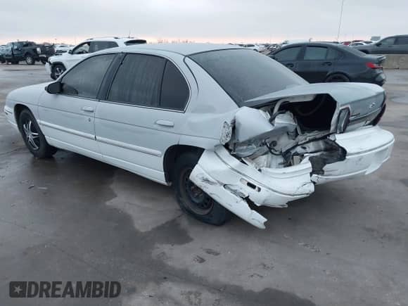 1997 Chevrolet Lumina with VIN 2G1WL52M8V9321269, listed as a IAAI auction lot 41521759 with 350,165 mi miles and . Bid and sale history available at DreamBid. Image 3.