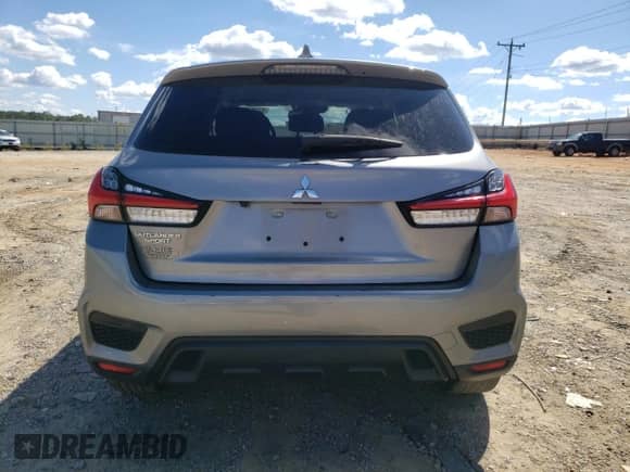 2021 Mitsubishi Outlander ES с VIN JA4APUAU2MU035804, выставлен на аукционе Copart как лот 81283055 с пробегом 84 732 миль миль и Списание • Salvage title. История ставок и продаж доступна на DreamBid. Изображение 6.
