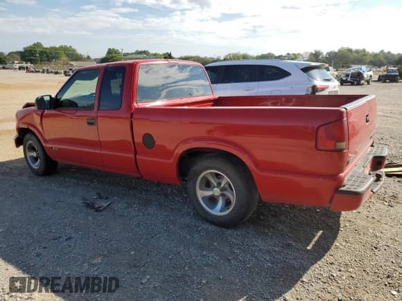 2003 Chevrolet S-10 Fleet с VIN 1GCCS19X938100357, выставлен на аукционе Copart как лот 71671894 с пробегом 174 473 миль миль и Списание • Salvage title. История ставок и продаж доступна на DreamBid. Изображение 2.