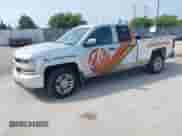 2017 Chevrolet Silverado 1500 Custom с VIN 1GCRCPEC5HZ398145, выставлен на аукционе IAAI как лот 42787880 с пробегом 190 381 миль миль и . История ставок и продаж доступна на DreamBid. Изображение 17.