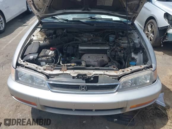 1996 Honda Accord LX with VIN 1HGCD5630TA172402, listed as a IAAI auction lot 42758297 with 209,914 mi miles and . Bid and sale history available at DreamBid. Image 10.