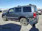 2007 Jeep Commander Sport с VIN 1J8HG48K77C661568, выставлен на аукционе Copart как лот 71834435 с пробегом 143 637 миль миль и Списание • Salvage title. История ставок и продаж доступна на DreamBid. Изображение 2.