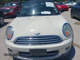 2011 MINI Hardtop with VIN WMWSU3C54BT184170, listed as a IAAI auction lot 42506751 with 53,803 mi miles and . Bid and sale history available at DreamBid. Image 6.