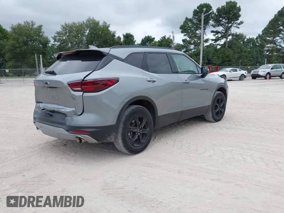 2024 Chevrolet Blazer LT с VIN 3GNKBDR42RS174178, выставлен на аукционе IAAI как лот 42914097 с пробегом 18 939 миль миль и . История ставок и продаж доступна на DreamBid. Изображение 4.