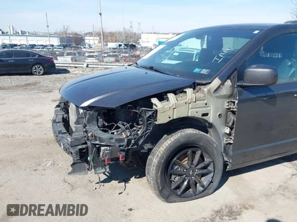 2019 Dodge Grand Caravan SE с VIN 2C4RDGBG4KR787784, выставлен на аукционе IAAI как лот 41624411 с пробегом 74 454 миль миль и . История ставок и продаж доступна на DreamBid. Изображение 17.