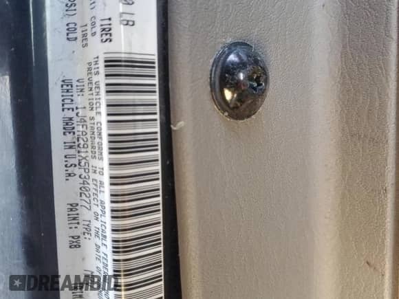 2005 Jeep Wrangler SE z VIN 1J4FA291X5P340277, wystawiony jako Copart lot #88562825 z przebiegiem 224 475 mil mil oraz Czysty tytuł • Clean title. Historia ofert i sprzedaży dostępna na DreamBid. Obrazek 12.