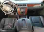 2009 Chevrolet Tahoe 2LT с VIN 1GNFK23049R101893, выставлен на аукционе Copart как лот 72025835 с пробегом 238 638 миль миль и Списание • Salvage title. История ставок и продаж доступна на DreamBid. Изображение 8.