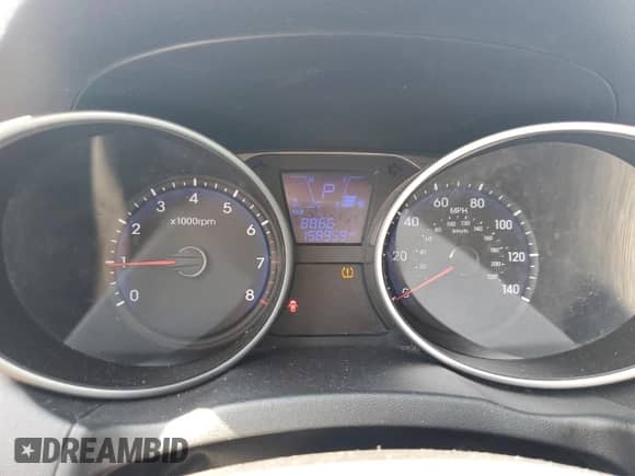 2011 Hyundai Tucson GLS с VIN KM8JUCAC3BU272200, выставлен на аукционе Copart как лот 69068945 с пробегом 158 959 миль миль и Списание • Salvage title. История ставок и продаж доступна на DreamBid. Изображение 9.