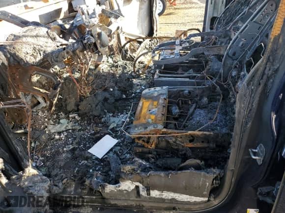 2018 Ram 1500 Big Horn z VIN 1C6RR7GG2JS311757, wystawiony jako Copart lot #88481235 z przebiegiem Nie podano mil oraz Nie do naprawy • Non repairable. Historia ofert i sprzedaży dostępna na DreamBid. Obrazek 7.