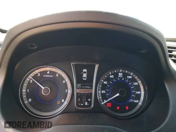 2013 Hyundai Azera z VIN KMHFH4JG3DA214336, wystawiony jako Copart lot #81593544 z przebiegiem 117 298 mil mil oraz Czysty tytuł • Clean title. Historia ofert i sprzedaży dostępna na DreamBid. Obrazek 9.