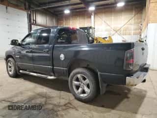 2008 Dodge 1500 SLT z VIN 1D7HU18238S529192, wystawiony jako Copart lot #87462805 z przebiegiem 141 469 mil mil oraz Szkoda całkowita • Salvage title. Historia ofert i sprzedaży dostępna na DreamBid. Obrazek 2.