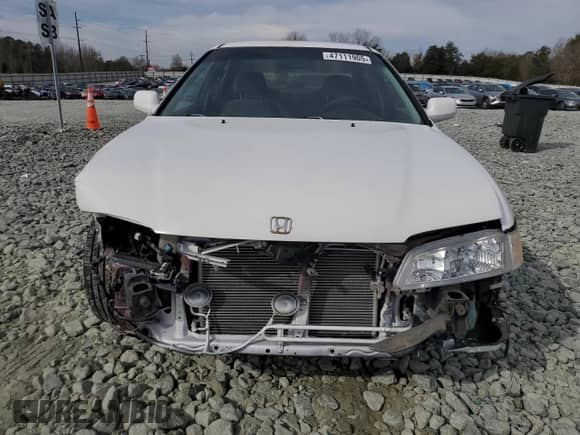 1994 Honda Accord LX с VIN 1HGCD5631RA175785, выставлен на аукционе Copart как лот 47111905 с пробегом 238 860 миль миль и Списание • Salvage title. История ставок и продаж доступна на DreamBid. Изображение 5.