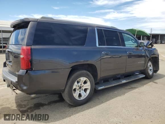 2017 Chevrolet Suburban Premier с VIN 1GNSCJKC5HR247753, выставлен на аукционе Copart как лот 66577775 с пробегом 91 360 миль миль и Списание • Salvage title. История ставок и продаж доступна на DreamBid. Изображение 3.
