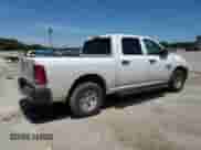 2021 Ram 1500 Tradesman z VIN 3C6RR7KG9MG685706, wystawiony jako Copart lot #65749995 z przebiegiem 76 801 mil mil oraz Szkoda całkowita • Salvage title. Historia ofert i sprzedaży dostępna na DreamBid. Obrazek 3.