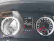 2013 Ram 1500 Express z VIN 1C6RR6FT2DS500566, wystawiony jako IAAI lot #42860442 z przebiegiem 198 907 mil mil oraz . Historia ofert i sprzedaży dostępna na DreamBid. Obrazek 7.