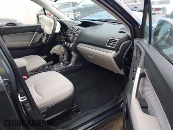 2018 Subaru Forester Premium с VIN JF2SJAEC0JH435460, выставлен на аукционе IAAI как лот 43418034 с пробегом 101 643 миль миль и . История ставок и продаж доступна на DreamBid. Изображение 5.